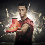 Cristiano_Ronaldo_with_Mercurial_Superfly_original
